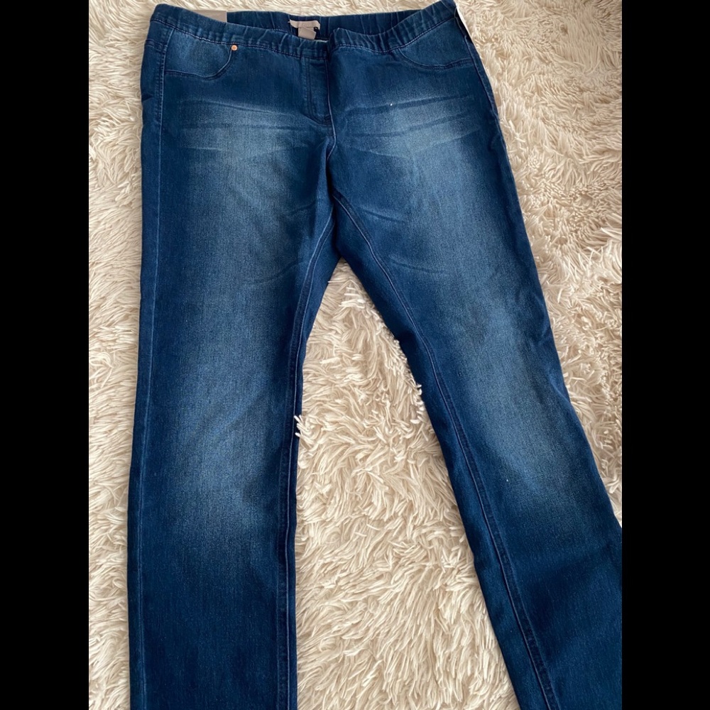 H&M NWT stretch jegging